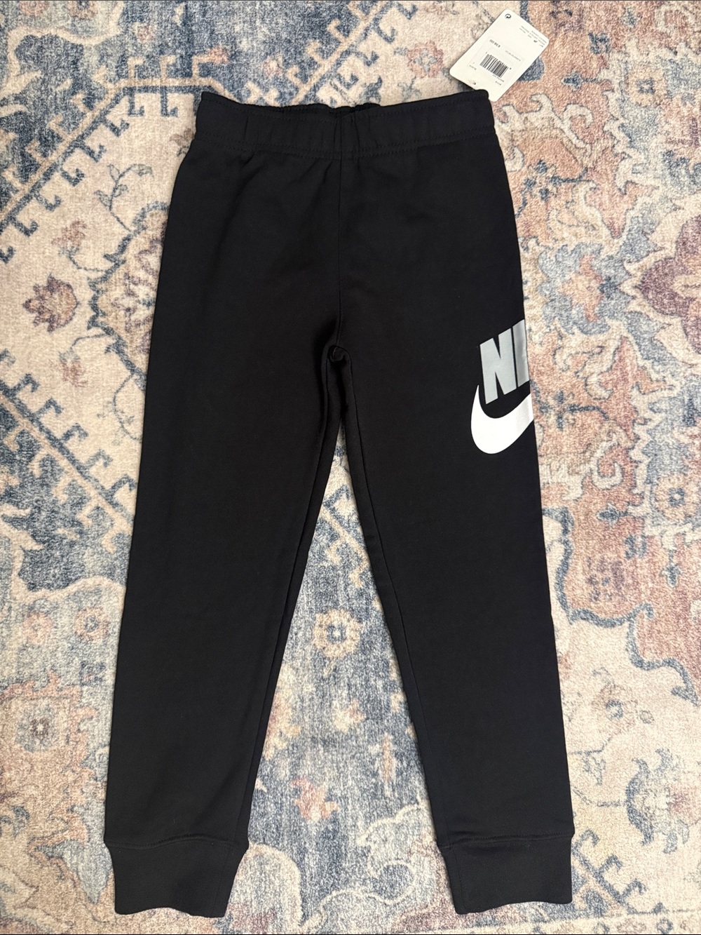 Nike boys size 7 Black Jogger Sweatpants with White Swoosh